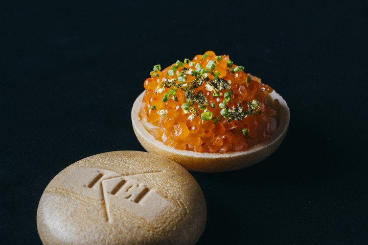 虎ノ門ヒルズ「KEI Collection PARIS」
ワーカーの皆様限定でシグネチャーメニューの「最中」プレゼント！