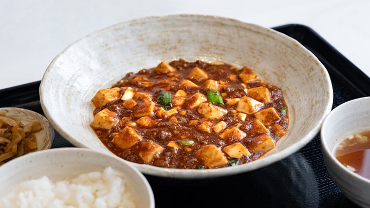 六本木ヒルズ「蝋燭屋 プレミア」
お食事をご利用の方は痺れ増しor辣油増しor辛さ増しをサービス！（テイクアウトは除く）