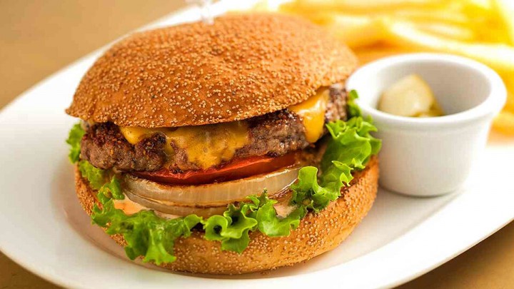 六本木ヒルズ「リゴレット バーアンドグリル」
ランチメニューのお食事をご利用の方はセットドリンクサービス！