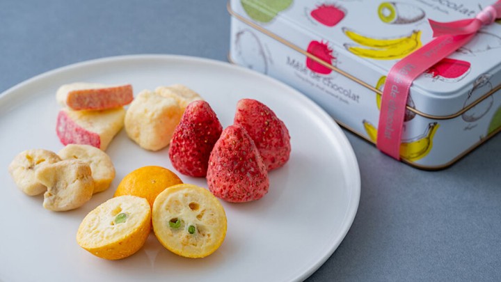 六本木ヒルズ「メレ・ド・ショコラ」
2,000円以上お買上げの方にしみこみショコラ1個プレゼント！