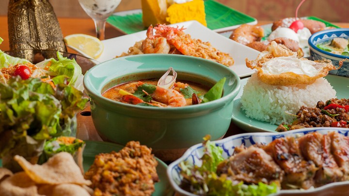 虎ノ門ヒルズ「タイ料理 クンテープ」
ディナータイムに3,000円以上ご利用の方は10%OFF！